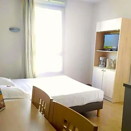 Lagrange L'escale Marine Aparthotel 3*