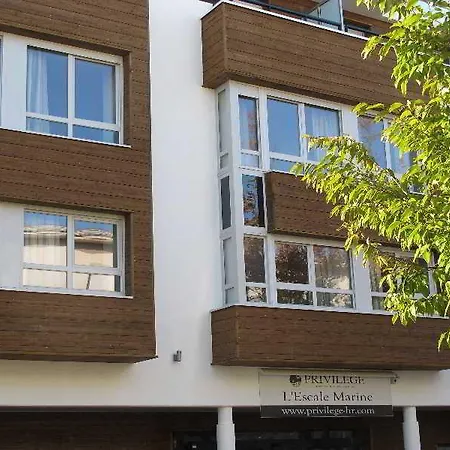 Apartmanhotel Lagrange L'escale Marine 3*