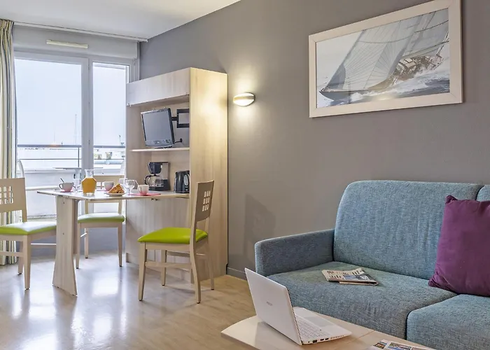 Lagrange L'escale Marine