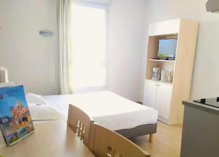 Lagrange L'escale Marine Apartahotel 3*